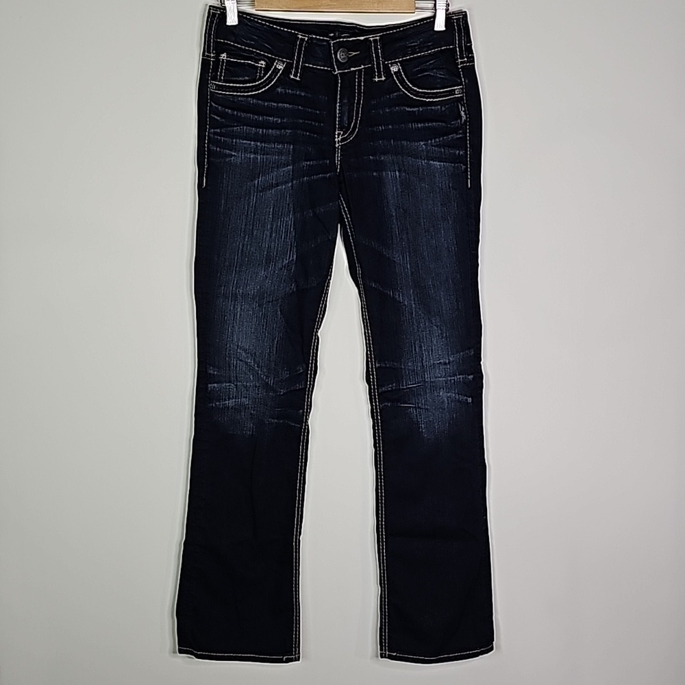Silver Suki dark wash 29x33 mid rise boot cut jeans